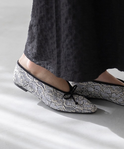 welleg（ウェレッグ）の「サテンリボン スクエアトゥ バレエシューズ（バレエシューズ・レディース・ホワイト系その他/アイボリー/ブラック/ブラウン・22.5cm/22.0cm/21.5cm/25.0cm/24.5cm/24.0cm/23.5cm/23.0cm/26.0cm/25.5cm）」の15枚目の写真