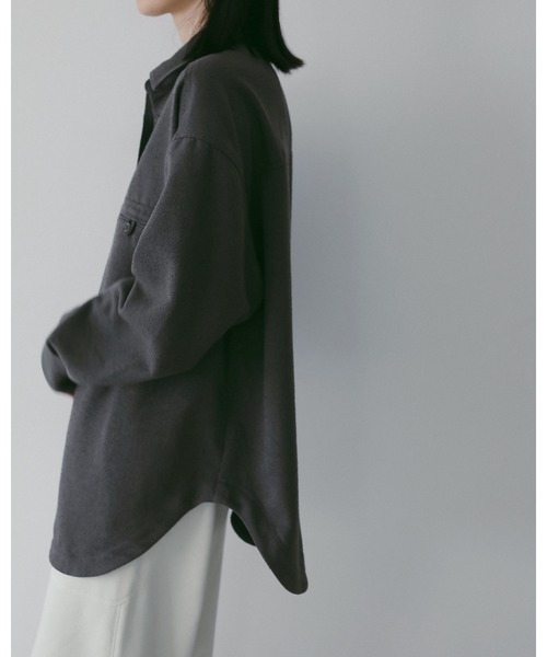 anuke（アンヌーク）の「Nep Over Shirts（シャツ/ブラウス・レディース・アイボリー/チャコールグレー・FREE）」の11枚目の写真
