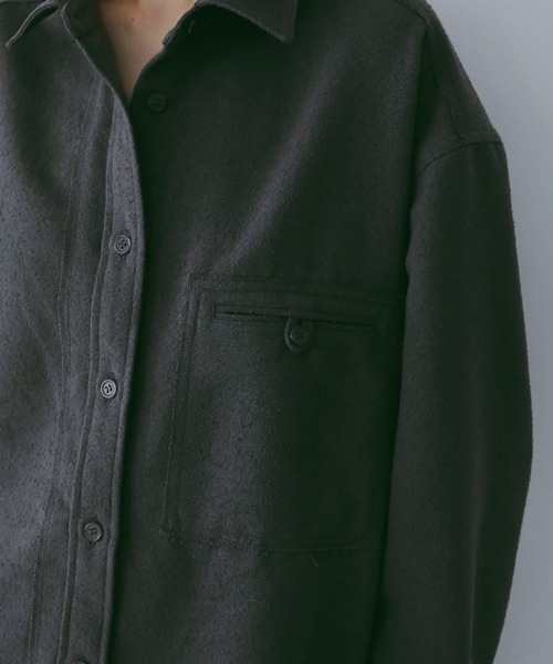 anuke（アンヌーク）の「Nep Over Shirts（シャツ/ブラウス・レディース・アイボリー/チャコールグレー・FREE）」の14枚目の写真