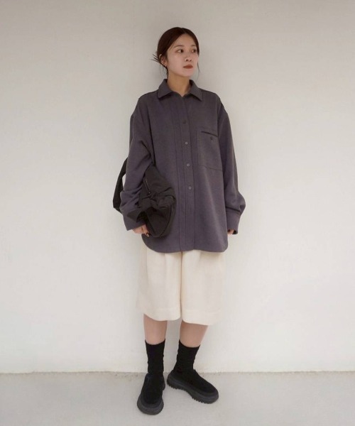 anuke（アンヌーク）の「Nep Over Shirts（シャツ/ブラウス・レディース・アイボリー/チャコールグレー・FREE）」の8枚目の写真