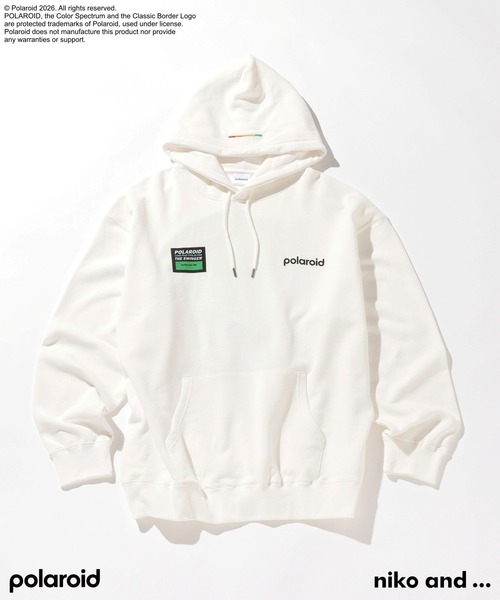 niko and...（ニコアンド）の「【Polaroid(ポラロイド)】プリントパーカー（パーカー・メンズ・オレンジ/オフホワイト/ブラック・LARGE/MEDIUM）」の6枚目の写真