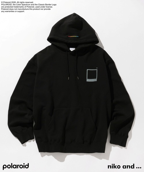 niko and...（ニコアンド）の「【Polaroid(ポラロイド)】プリントパーカー（パーカー・メンズ・オレンジ/オフホワイト/ブラック・LARGE/MEDIUM）」の9枚目の写真