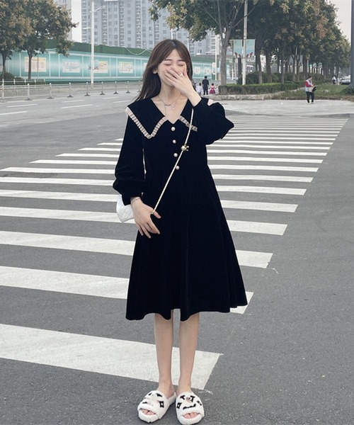 VIBGYOR(ヴィブジョー)の「襟付き フロントボタン Aラインワンピース(CZ)(ワンピース・レディース・レッド/ブラック・M/L)」の6枚目の写真