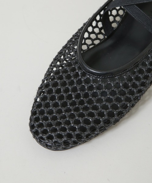 NANO universe（ナノユニバース）の「ストラップメッシュバレエシューズ（バレエシューズ・レディース・ベージュ/ブラック・38/37/36）」の8枚目の写真