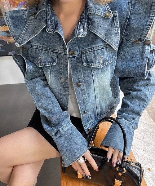 meJane(ミージェーン)の「フリルカットアウトショルダー デニムジャケット(デニムジャケット・レディース・ブルー・LL/L/M)」の12枚目の写真