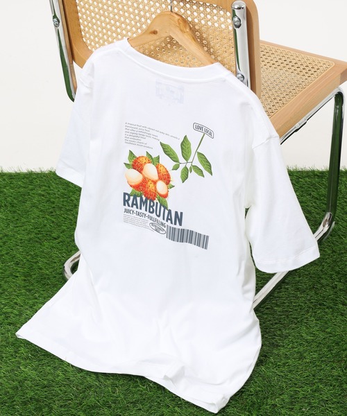 BENCH(ベンチ)の「Bench コットン プリント半袖TEEシャツ(Tシャツ/カットソー・メンズ・グレー/ベージュ系1/ベージュ系/ベージュ/ブラック/ホワイト/チャコールグレー/ネイビー/パープル/ホワイト系3/ホワイト系2/ホワイト系1/ホワイト系/ダークインディゴブルー/オールドローズ系/グリーン/ブルー/レッド/ネイビー系/グリーン系/ベージュ系2・L/M/XL)」の3枚目の写真