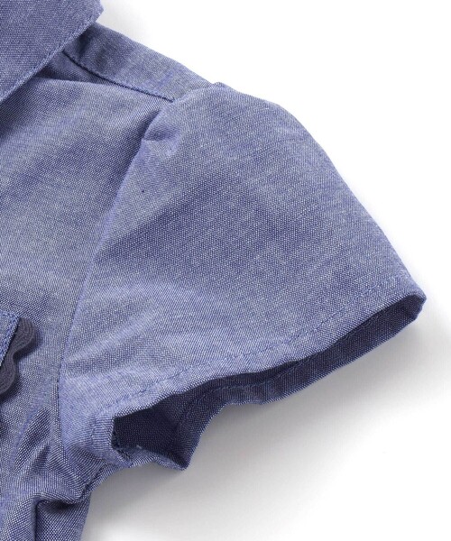 BeBe Petits Pois Vert（ベベプチポワヴェール）の「【店舗限定】ダンガリーブラウス＋ショートパンツセットアップ(95～150㎝)（セットアップ・キッズ・ブルー/レッド・110cm/130cm/140cm/120cm/150cm/100cm/95cm）」の16枚目の写真