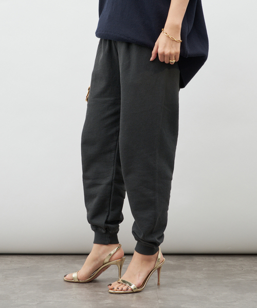 Deuxieme Classe(ドゥーズィエムクラス)の「【THE GREAT/ザ グレート】CROPPED SWEATPANT(その他パンツ・レディース・ブラック系その他・FREE)」の11枚目の写真