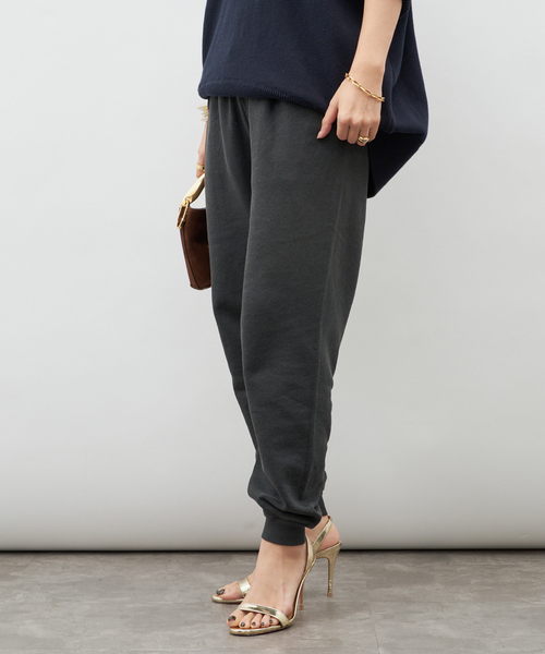 Deuxieme Classe(ドゥーズィエムクラス)の「【THE GREAT/ザ グレート】CROPPED SWEATPANT(その他パンツ・レディース・ブラック系その他・FREE)」の12枚目の写真