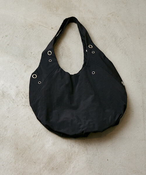 MARY QUANT(マリークワント)の「MARY QUANT × PUBLUX/マリークワント ハトメトートバッグ 限定展開(トートバッグ・レディース・ブラック/モカ/ライトグレー・ONE SIZE)」の15枚目の写真