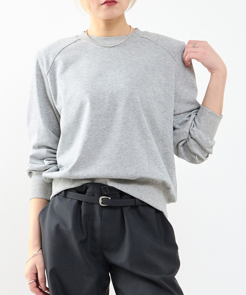 SOFFITTO（ソフィット）の「パワーショルダースウェット（スウェット・レディース・ホワイト/トップグレー/ブルー・FREE）」の2枚目の写真