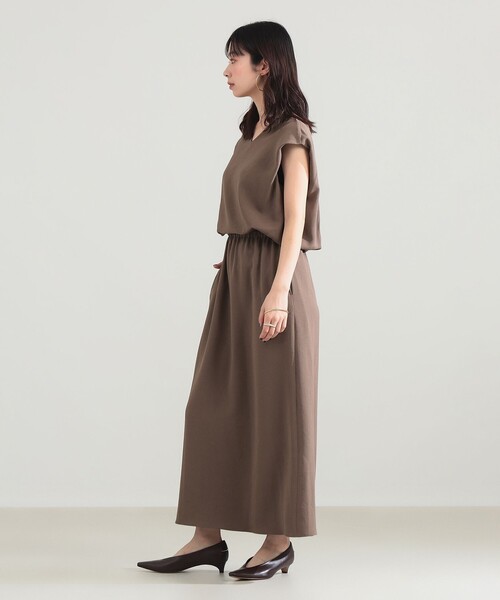 Demi-Luxe BEAMS(デミルクス ビームス)の「【7/31値下げ】Vネック バック シアーワンピース(ワンピース・レディース・ブラック/ブラウン系その他4・38/36)」の13枚目の写真