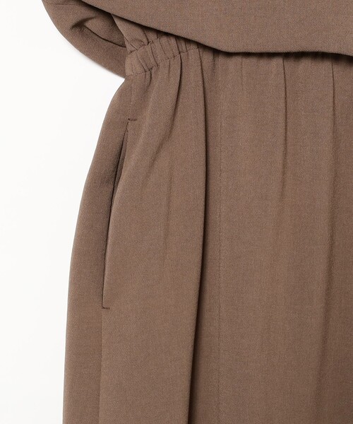 Demi-Luxe BEAMS(デミルクス ビームス)の「【7/31値下げ】Vネック バック シアーワンピース(ワンピース・レディース・ブラック/ブラウン系その他4・38/36)」の11枚目の写真