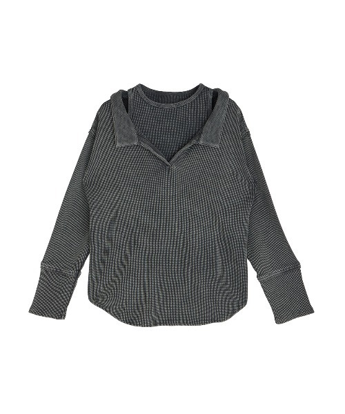 Ameri(アメリ)の「WAFFLE LAYERED DESIGN CUT TOP(Tシャツ/カットソー・レディース・カーキ/アイボリー/チャコールグレー・FREE)」の14枚目の写真