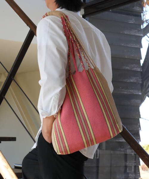 DULTON(ダルトン)の「HAMMOCK TOTE S/ハンモック トート(トートバッグ・レディース・ブルー系1/オレンジ系/グリーン系2/グリーン系3/グリーン系1/イエロー系1・S)」の6枚目の写真