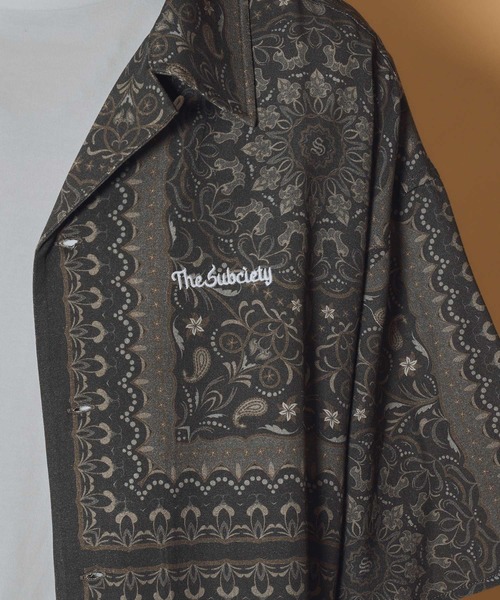 Subciety(サブサエティ)の「Medallion rayon shirt(シャツ/ブラウス・メンズ・ブラック/ホワイト/バーガンディー・LARGE/SMALL/MEDIUM/X-LARGE)」の4枚目の写真
