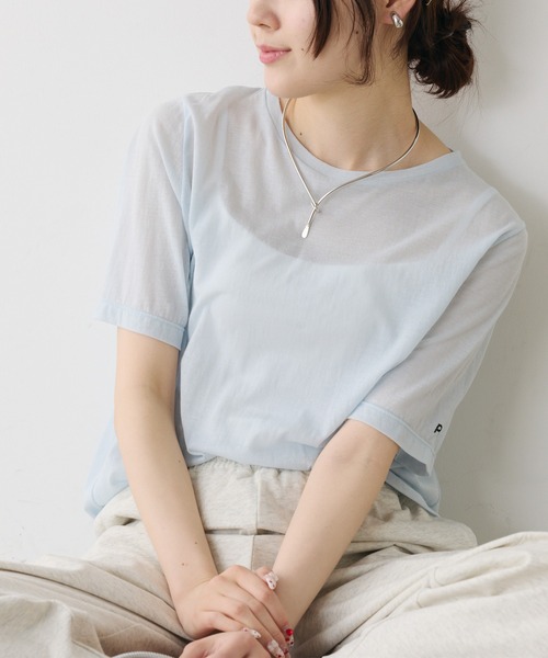 PUAL CE CIN(ピュアルセシン)の「シアーシンプルTシャツ(Tシャツ/カットソー・レディース・サックスブルー/ブラック/サーモンピンク/イエロー/オフホワイト・FREE)」の3枚目の写真