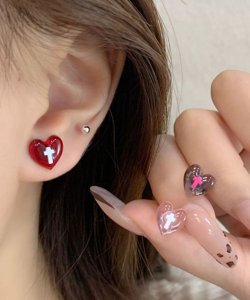 almo（アルモ）の「【456821】ラブリーハートクロスピアス(RO)（ピアス（両耳用）・レディース・ピンク/レッド/ブラック・FREE）」の3枚目の写真
