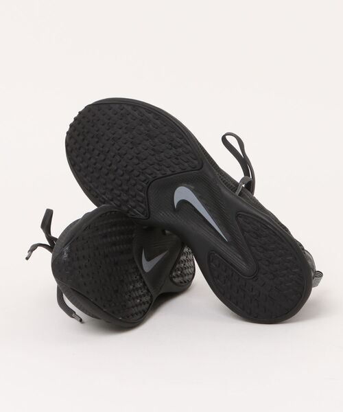 NIKE ナイキ AVA X エーヴァ X MHM9697 002BLACK/SMKGRY（スニーカー