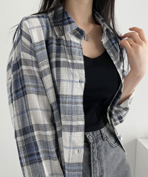 VIVID LADY(ビビッドレディー)の「バッククロスデザイン チェック柄 ショートカラーシャツ(シャツ/ブラウス・レディース・ネイビー/ブラック・FREE)」の20枚目の写真