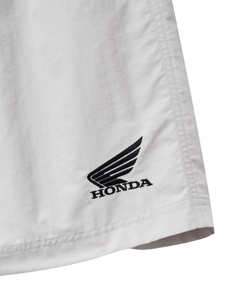 PHYPS MOTORCYCLE(フィップスモーターサイクル)の「Nylon Wing Logo 7Inch Packable Beach Shorts Light Gray(その他パンツ・レディース・その他・X-LARGE/SMALL/MEDIUM/LARGE)」の3枚目の写真