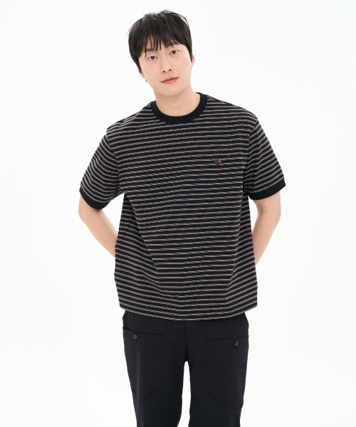 CUSTOMUS(カスタムアース)の「男性コットン100%先染ストライプミニハート刺繍半袖TシャツCXS26MKRT306 BLA(Tシャツ/カットソー・メンズ・ブラック・MEDIUM/X-LARGE/LARGE)」の3枚目の写真