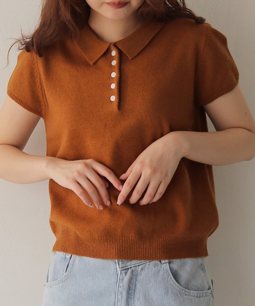cheriella(シェリエラ)の「【cheriella】半袖ポロニットトップス SHORT SLEEVE POLO KNIT TOP(ポロシャツ・レディース・ブラウン/チャコールグレー/アイボリー・FREE)」の4枚目の写真