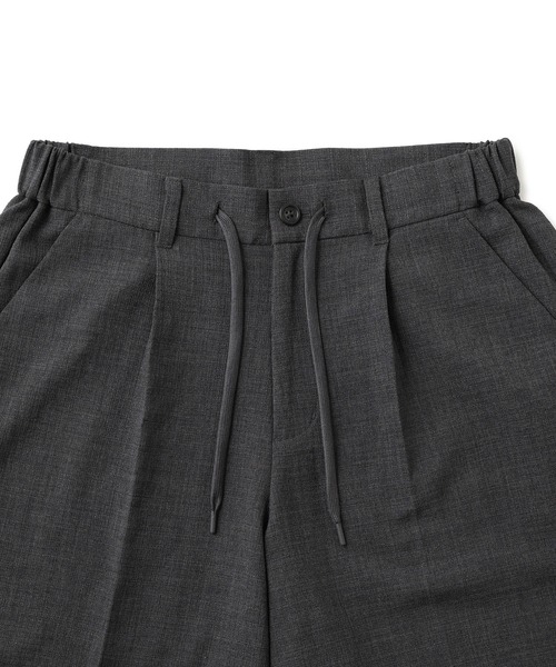 le cercle ADAM ET ROPE'(ルセルクルアダムエロペ)の「メランジサーフェイスワイドショーツ/セットアップ対応/イージーケア(その他パンツ・メンズ・ダークブラウン/チャコールグレー・LL/M/L)」の8枚目の写真