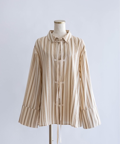 EN NEUME(エンノイム)の「Multi-Stripe Knotted Shirt(シャツ/ブラウス・レディース・ネイビー/ベージュ/ブラウン・FREE)」の12枚目の写真