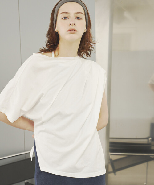 Firsthand(ファーストハンド)の「Firsthand/ファーストハンド オーガニックコットン アシンメトリー ドレープ トップス(Tシャツ/カットソー・レディース・チャコールグレー/ブラック/ホワイト・FREE)」の10枚目の写真