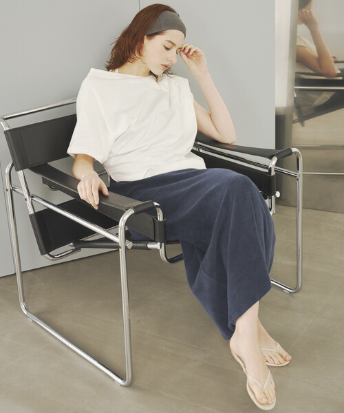 Firsthand(ファーストハンド)の「Firsthand/ファーストハンド オーガニックコットン アシンメトリー ドレープ トップス(Tシャツ/カットソー・レディース・チャコールグレー/ブラック/ホワイト・FREE)」の12枚目の写真