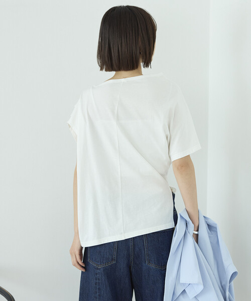 Firsthand(ファーストハンド)の「Firsthand/ファーストハンド オーガニックコットン アシンメトリー ドレープ トップス(Tシャツ/カットソー・レディース・チャコールグレー/ブラック/ホワイト・FREE)」の19枚目の写真