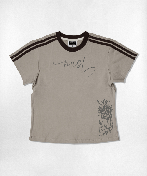 NOTUSUAL(ノットユージュアル)の「ドットローズフォントセミクロップ半袖Tシャツ6色(Tシャツ/カットソー・レディース・ネイビー/ホワイト/ピンク/ホワイト×グリーン/スカイブルー/ライトブラウン・1(S))」の10枚目の写真