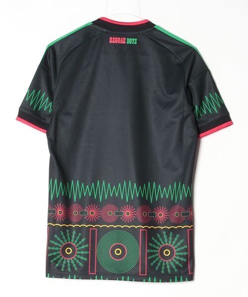 adidas(アディダス)の「ジャマイカ代表 26 × ボブ・マーリー アウェイ レプリカ ユニフォーム / アディダス adidas(Tシャツ/カットソー・メンズ・ブラック・SMALL/MEDIUM/LARGE/XXX-LARGE/XX-LARGE/X-LARGE)」の6枚目の写真
