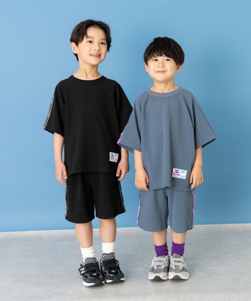 and D. petit main(アンドディープティマイン)の「シアサッカーセットアップ(セットアップ・キッズ・ブラウン/ブラック/ブルー・100cm/120cm/110cm/130cm/140cm)」の4枚目の写真