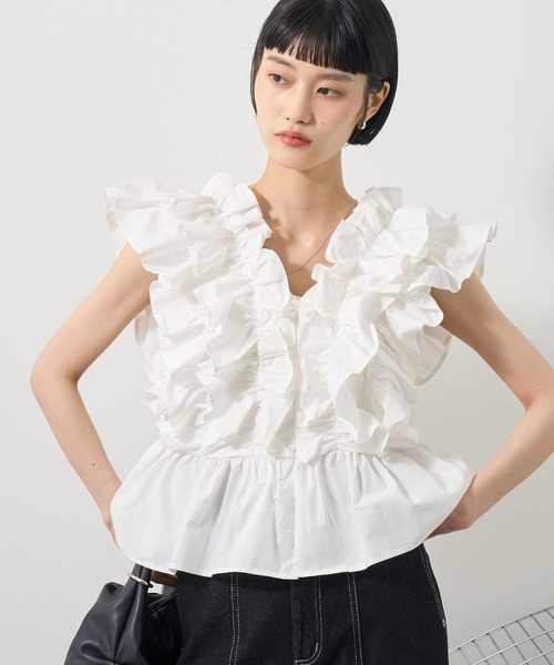NOGLE(ノグル)の「【NOGLE/ノグル】2WAYフリルギャザーペプラムブラウス(シャツ/ブラウス・レディース・ブルー/ブラック/ホワイト・FREE)」の7枚目の写真