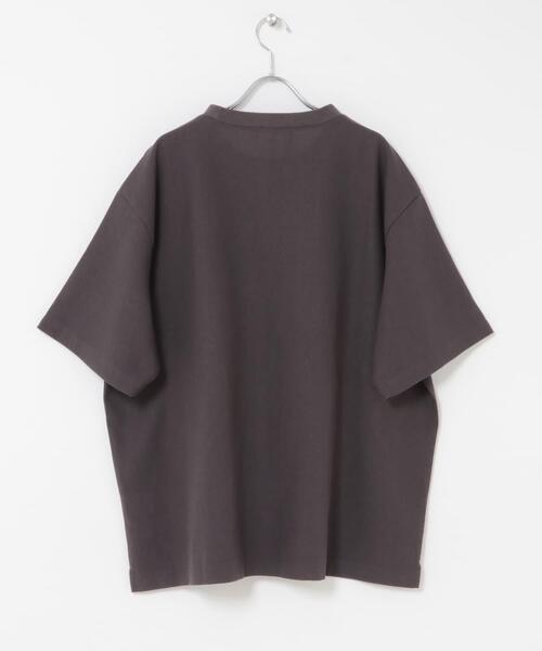 URBAN RESEARCH Sonny Label（アーバンリサーチサニーレーベル）の「接触冷感リネン混ショートスリーブTシャツ（Tシャツ/カットソー・メンズ・チャコールグレー/ストライプ/ブラック・X-LARGE/LARGE/MEDIUM）」の20枚目の写真