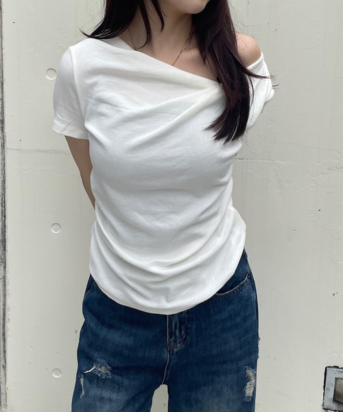 ROGER AND RAW(ロジャーアンドロウ)の「アシメドレープネック半袖トップス(Tシャツ/カットソー・レディース・ホワイト/ブラック/ピンク・FREE)」の22枚目の写真