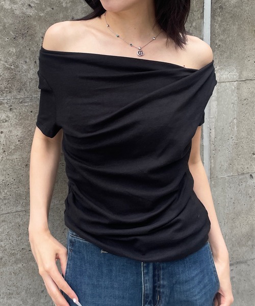 ROGER AND RAW(ロジャーアンドロウ)の「アシメドレープネック半袖トップス(Tシャツ/カットソー・レディース・ホワイト/ブラック/ピンク・FREE)」の20枚目の写真