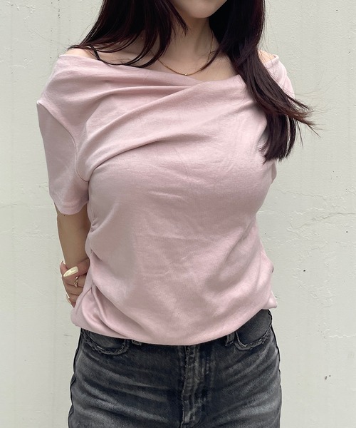 ROGER AND RAW(ロジャーアンドロウ)の「アシメドレープネック半袖トップス(Tシャツ/カットソー・レディース・ホワイト/ブラック/ピンク・FREE)」の9枚目の写真