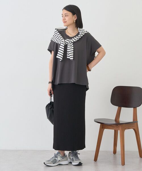 AMERICAN HOLIC(アメリカンホリック)の「【接触冷感・UVカット】ルーズコクーンプルオーバー(Tシャツ/カットソー・レディース・グレイッシュベージュ/オフホワイト/ブラウン/チャコールグレー/サックスブルー・M/L)」の20枚目の写真