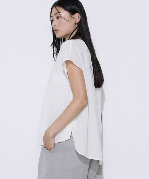 COMME CA(コムサ)の「デューエイト(TM)ボイル 機能性ブラウス(シャツ/ブラウス・レディース・サックスブルー/オフホワイト・9号/11号)」の16枚目の写真