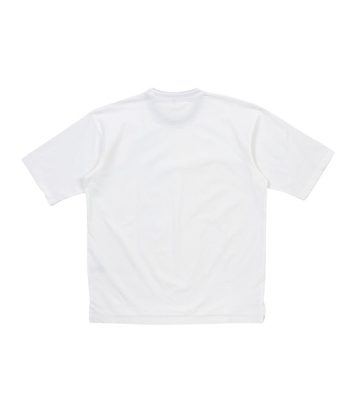 TETE(テット)の「【シンプル・定番・着回し力抜群】接触冷感スノードライレイヤード襟Tシャツ/半袖Tシャツ 96622 4色展開|オーバーサイズ クルーネック メンズ 大人カジュアル デイリーT 夏(Tシャツ/カットソー・メンズ・チャコールグレー/ホワイト/ベージュ/ブラック・MEDIUM/X-LARGE/LARGE)」の6枚目の写真