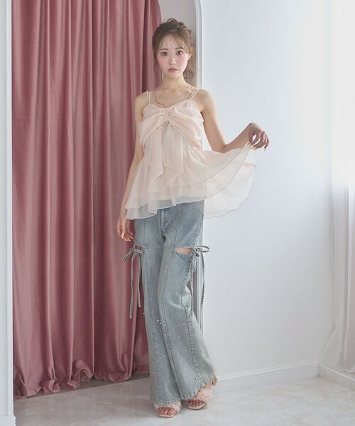 MAJESTIC LEGON（マジェスティックレゴン）の「チェーン付きキラキラリボンビスチェ（その他トップス・レディース・ピンク/ブラック/ミント/アイボリー・MEDIUM）」の12枚目の写真