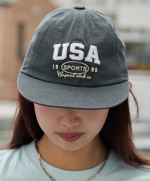 Chick(チック)の「USA Logo Embroidered Baseball Cap / USA ロゴ刺繍 ベースボールキャップ フラットバイザー レディース メンズ 2026年 夏 夏服(キャップ・レディース・ブラック/ブラウン/ベージュ/ネイビー/パープル・FREE)」の1枚目の写真