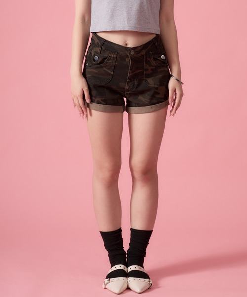 mindseeker girls(マインドシーカーガールズ)の「Iron Cross Camouflage Denim Shorts / アイアンクロス迷彩デニムショートパンツ(デニムパンツ・レディース・カーキ・S/M)」の4枚目の写真