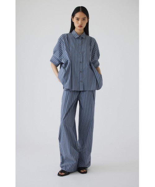 RIM.ARK(リムアーク)の「Serene shirt pants(セリーンシャツパンツ)(その他パンツ・レディース・ホワイト/マルチ/ネイビー・38/36)」の1枚目の写真