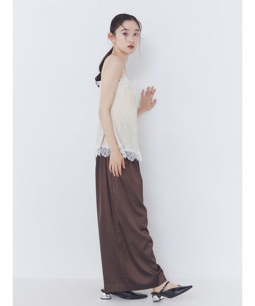 LAGUNAMOON(ラグナムーン)の「サテンベルトデザインワイドパンツ 【夏服】【オフィスカジュアル】(その他パンツ・レディース・アイボリー/ブラウン・MEDIUM/SMALL)」の6枚目の写真