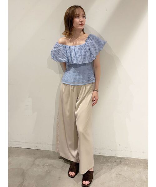 LAGUNAMOON(ラグナムーン)の「サテンベルトデザインワイドパンツ 【夏服】【オフィスカジュアル】(その他パンツ・レディース・アイボリー/ブラウン・MEDIUM/SMALL)」の17枚目の写真