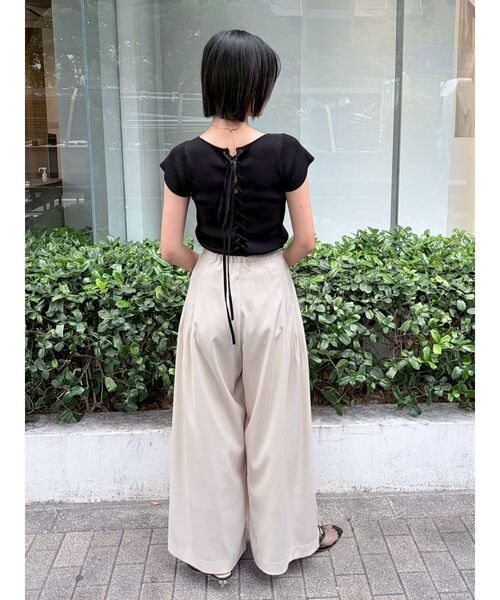 LAGUNAMOON(ラグナムーン)の「サテンベルトデザインワイドパンツ 【夏服】【オフィスカジュアル】(その他パンツ・レディース・アイボリー/ブラウン・MEDIUM/SMALL)」の20枚目の写真